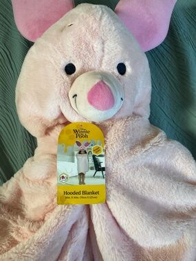 Disney Pink Plush Hooded piglet Blanket